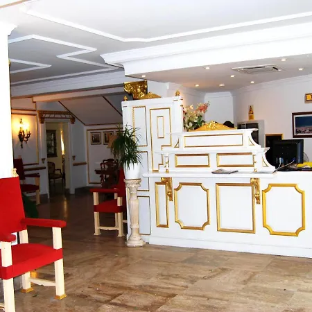El Dorado Hotel