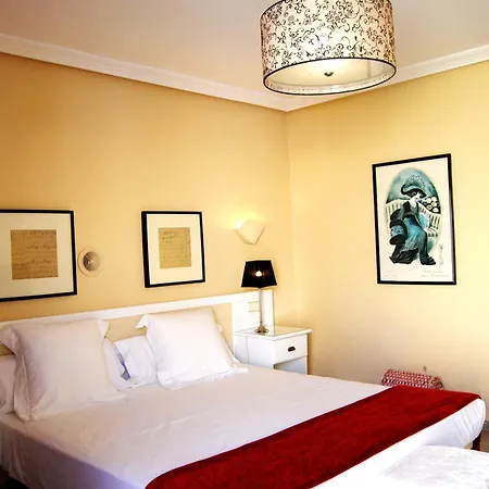 El Dorado Hotel