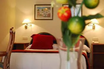El Dorado Hotel