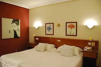 El Dorado Hotel 2*